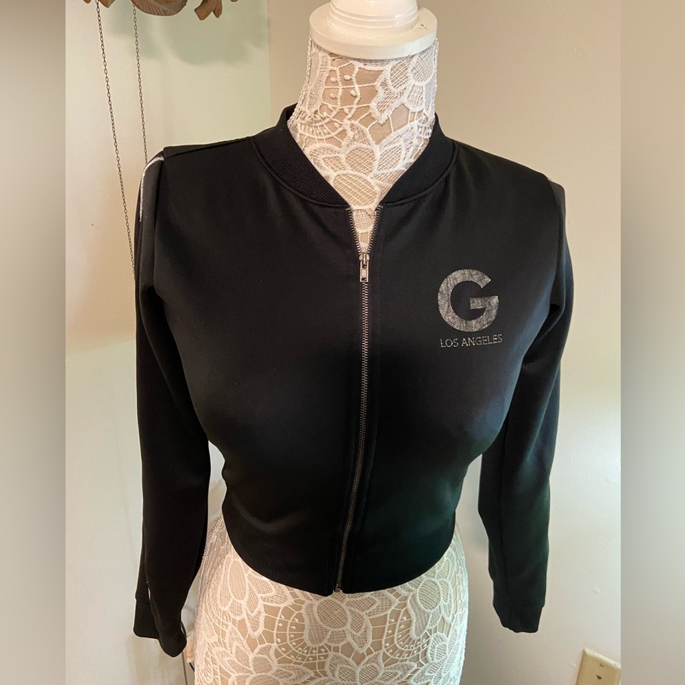 GUESS light weight jacket!